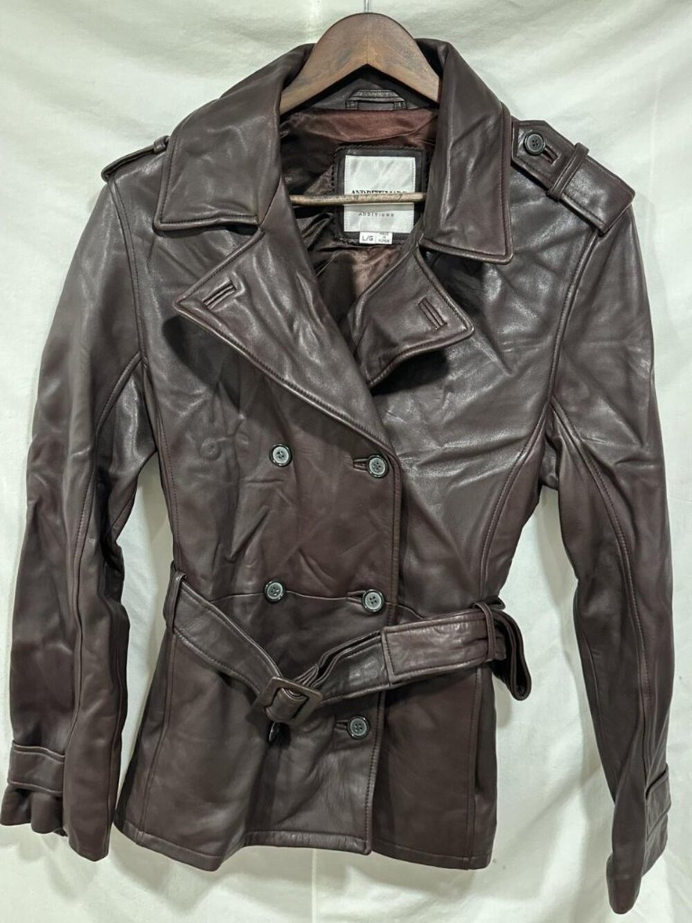 Brown leather trench coat with belt #leatherjacket